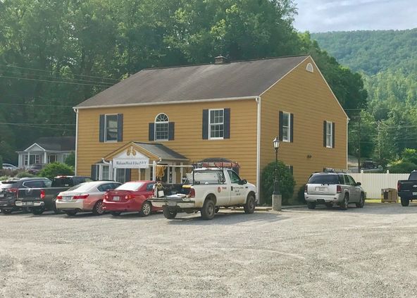 52 Colonial Square, Sylva, NC 28779